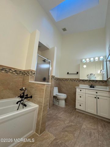 42 Weller Place, Holmdel, NJ 07733