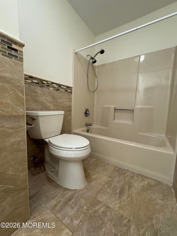 42 Weller Place, Holmdel, NJ 07733