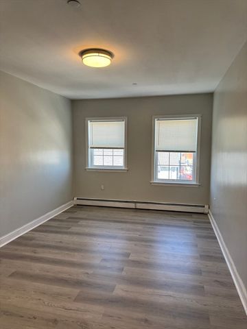 41 Oldfields Road 6, Boston, MA 02122