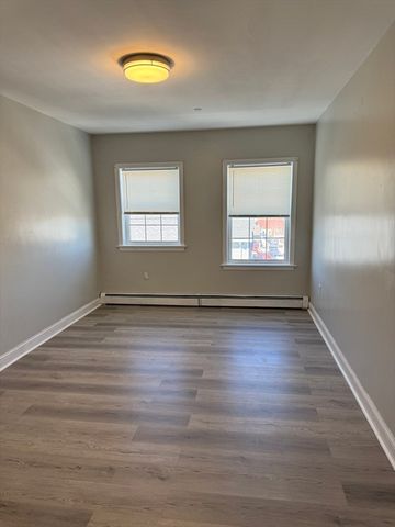 41 Oldfields Road 6, Boston, MA 02122