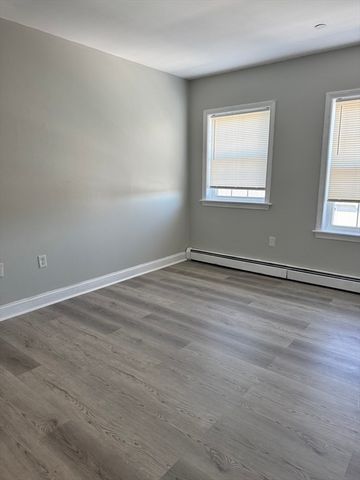 41 Oldfields Road 6, Boston, MA 02122