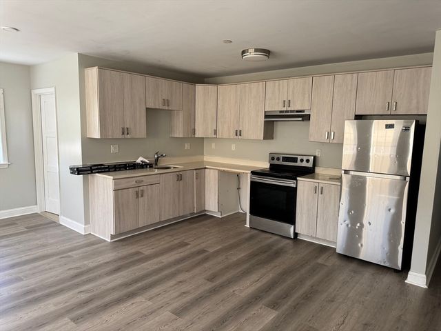 41 Oldfields Road 6, Boston, MA 02122