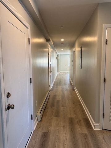 41 Oldfields Road 6, Boston, MA 02122