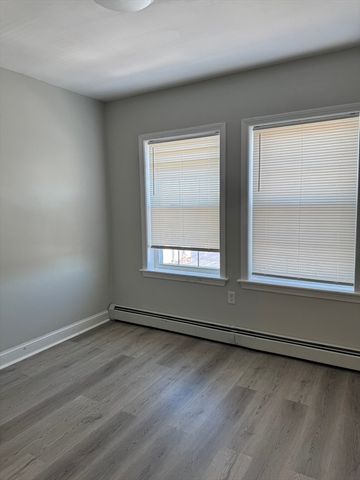 41 Oldfields Road 6, Boston, MA 02122