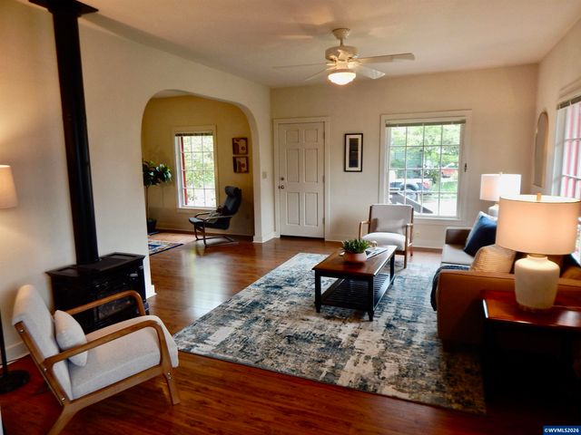 645 NW 13th St, Corvallis, OR 97330