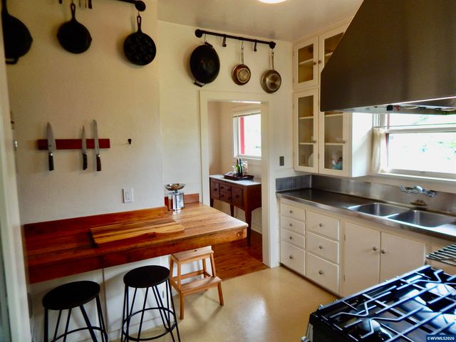 645 NW 13th St, Corvallis, OR 97330