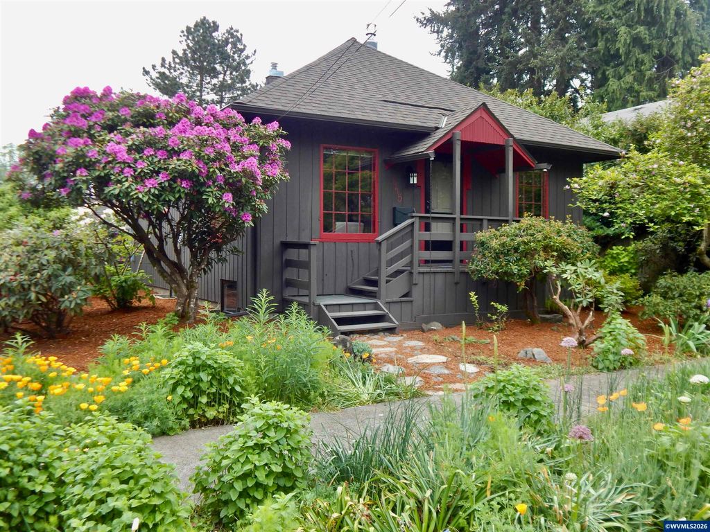 645 NW 13th St, Corvallis, OR 97330