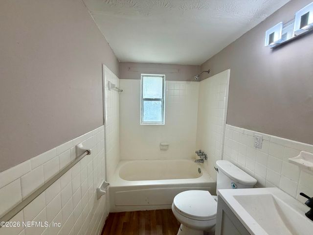 1980 W 3RD Street, Jacksonville, FL 32209