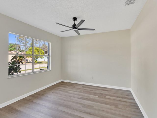 3215 Indiana Court, Fort Pierce, FL 34947