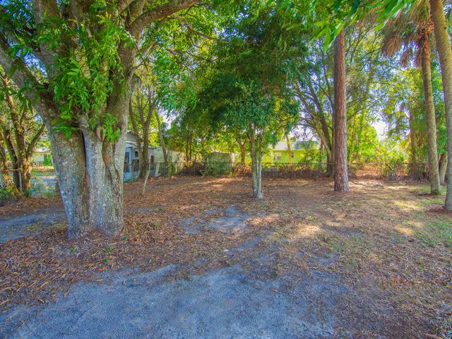 3215 Indiana Court, Fort Pierce, FL 34947