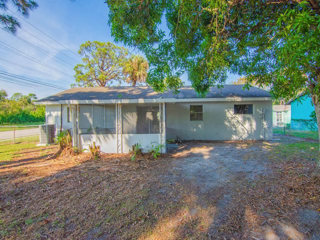 3215 Indiana Court, Fort Pierce, FL 34947