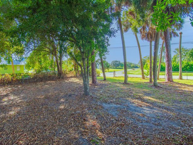 3215 Indiana Court, Fort Pierce, FL 34947