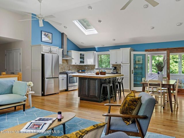 72 Van Dale Road, Woodstock, NY 12498