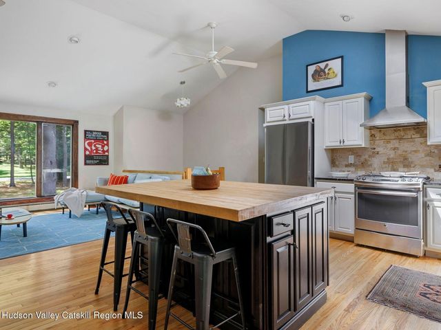72 Van Dale Road, Woodstock, NY 12498
