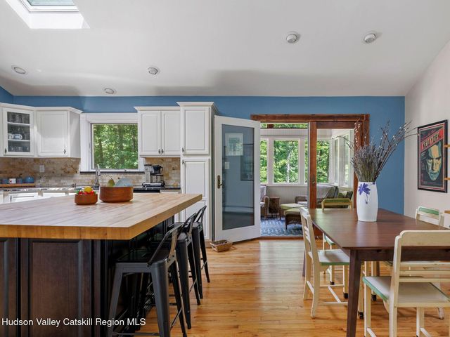 72 Van Dale Road, Woodstock, NY 12498