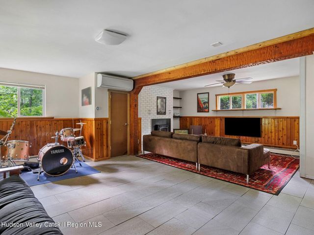 72 Van Dale Road, Woodstock, NY 12498