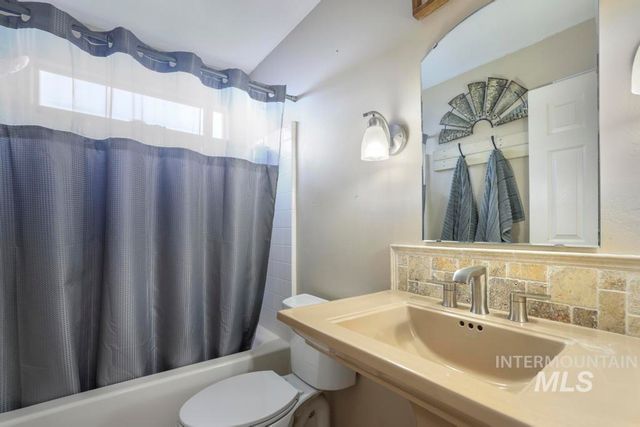 1602 Sommer Street, Twin Falls, ID 83301