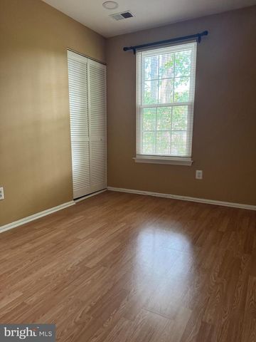 5 WILLIAM ELLERY BLDG, Turnersville, NJ 08012