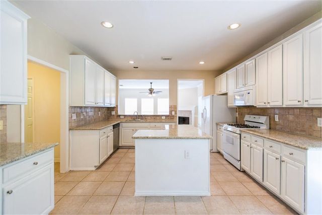 13630 Country Green Court, Houston, TX 77059