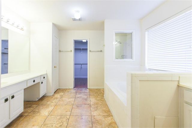 13630 Country Green Court, Houston, TX 77059