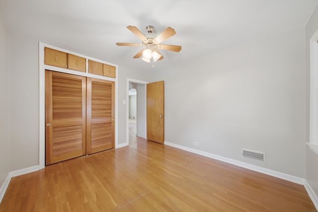 2416 S 2nd Avenue, North Riverside, IL 60546