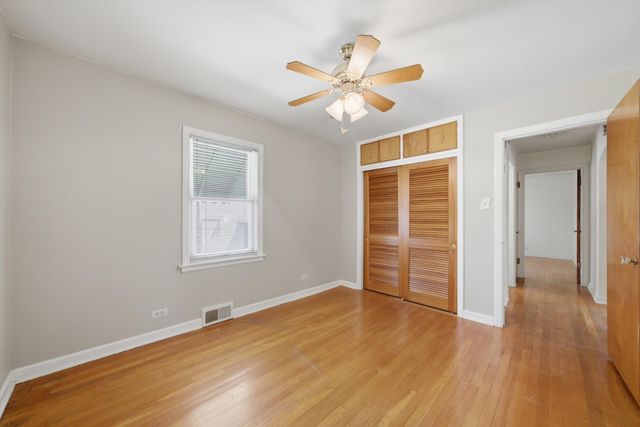 2416 S 2nd Avenue, North Riverside, IL 60546