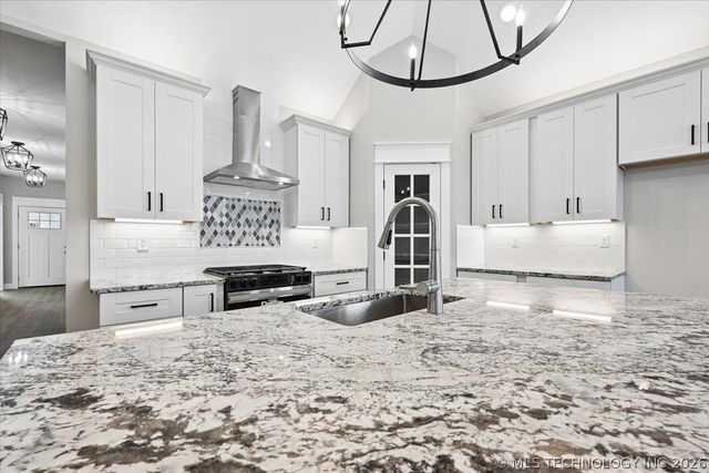 1846 N Utica Avenue, Tulsa, OK 74110