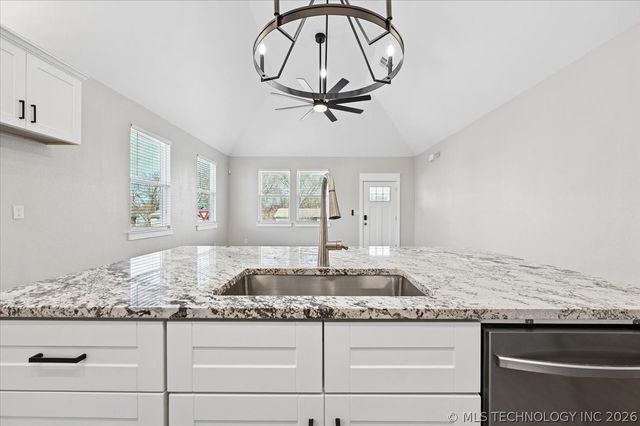 1846 N Utica Avenue, Tulsa, OK 74110