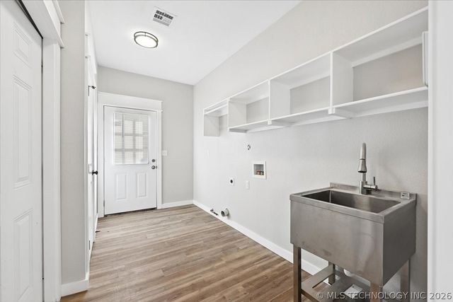 1846 N Utica Avenue, Tulsa, OK 74110