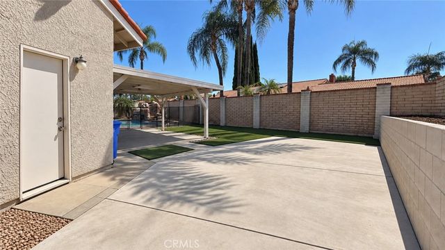 113 Cascade, Redlands, CA 92373