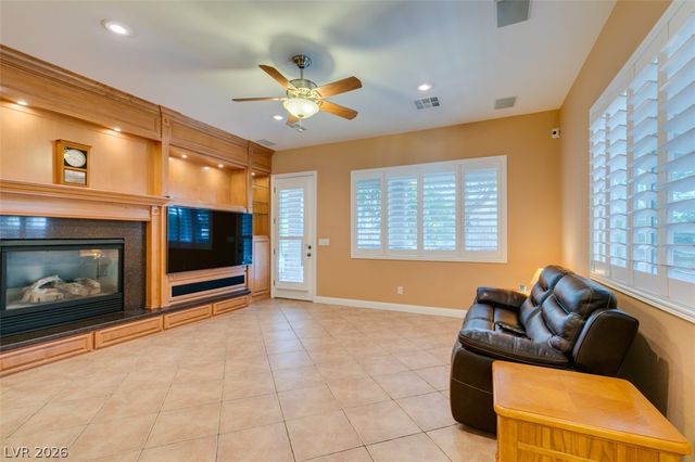 7128 Nature Valley, Las Vegas, NV 89149