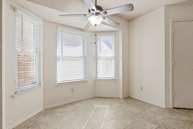 4202 Windhurst Drive, Arlington, TX 76015