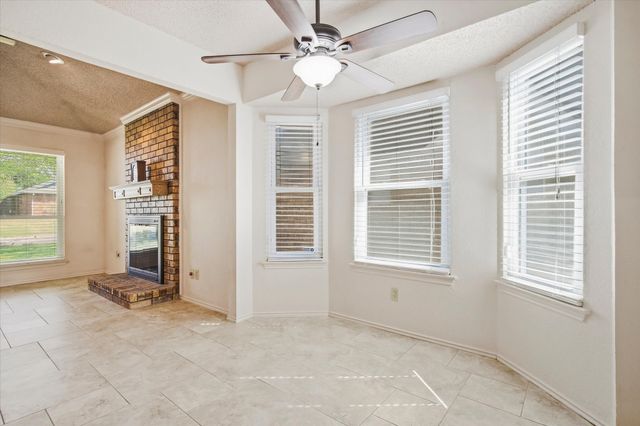 4202 Windhurst Drive, Arlington, TX 76015