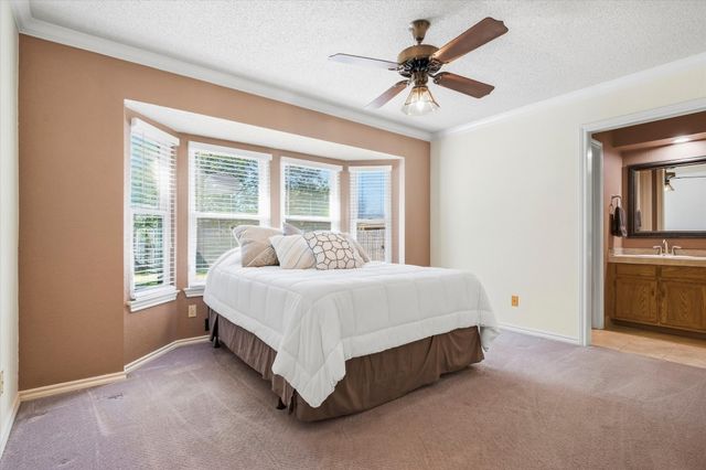 4202 Windhurst Drive, Arlington, TX 76015