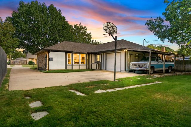 4202 Windhurst Drive, Arlington, TX 76015