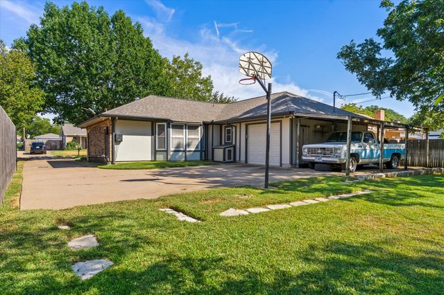 4202 Windhurst Drive, Arlington, TX 76015