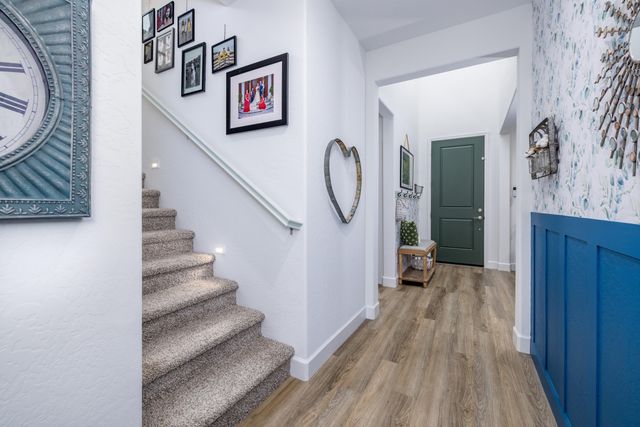 2827 Sand Hills Avenue, Tulare, CA 93274