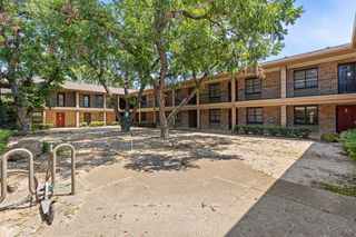 1421 S 12TH Street 108, Waco, TX 76706