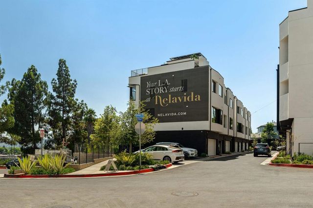 3868 N Riley Ln, Los Angeles, CA 90065