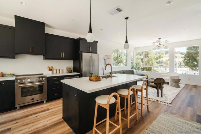 3868 N Riley Ln, Los Angeles, CA 90065