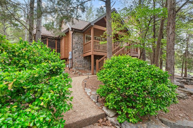 24 Lost Creek Circle, Branson West, MO 65737