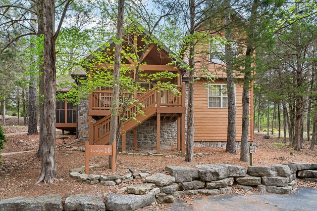 24 Lost Creek Circle, Branson West, MO 65737