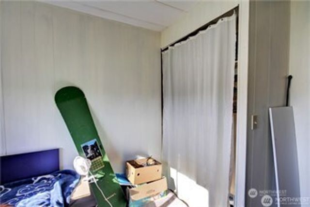 3121 Bennett Drive, Bellingham, WA 98225