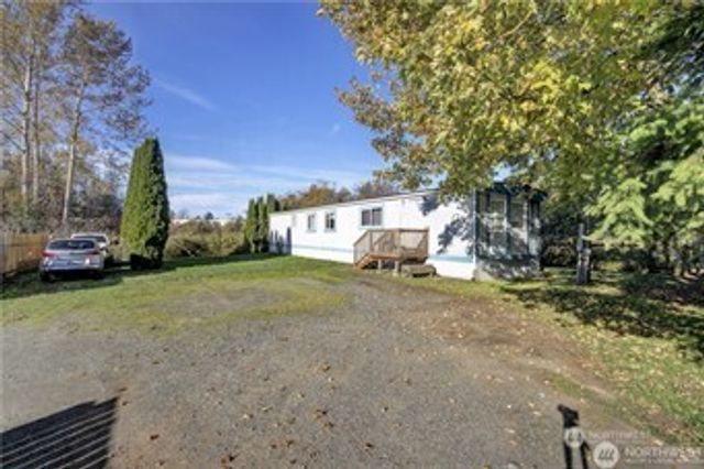 3121 Bennett Drive, Bellingham, WA 98225