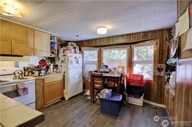 3121 Bennett Drive, Bellingham, WA 98225