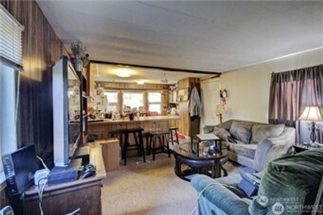 3121 Bennett Drive, Bellingham, WA 98225