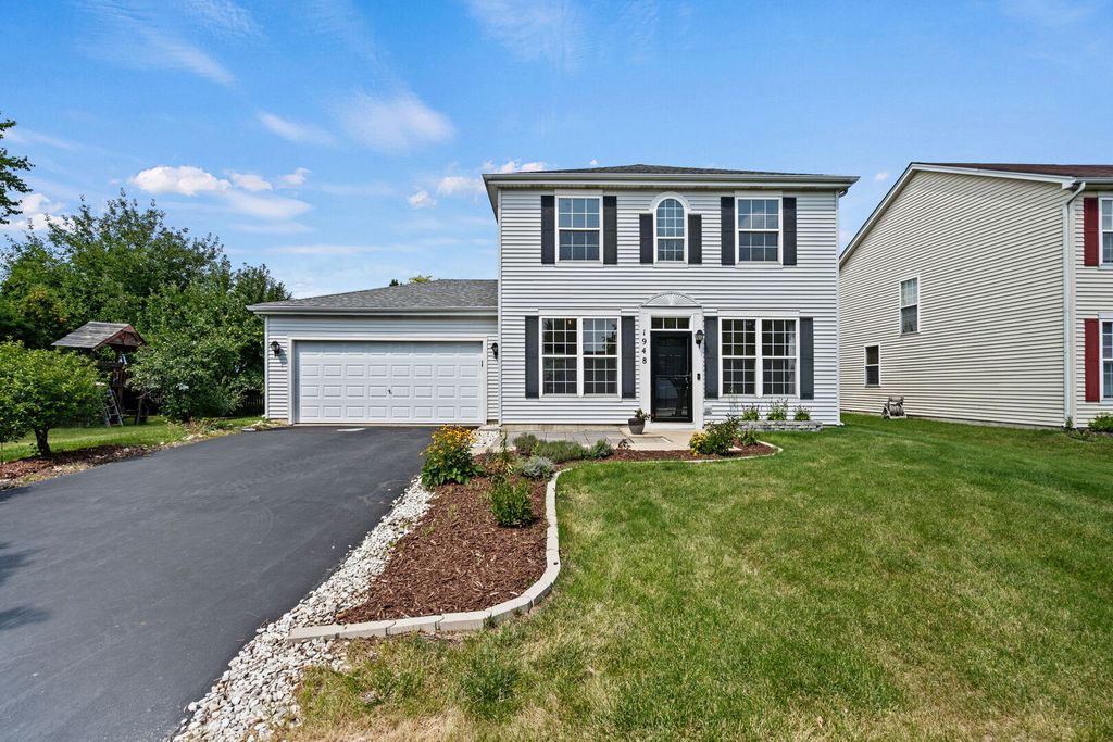 1948 Sedgegrass Trail, Aurora, IL 60504