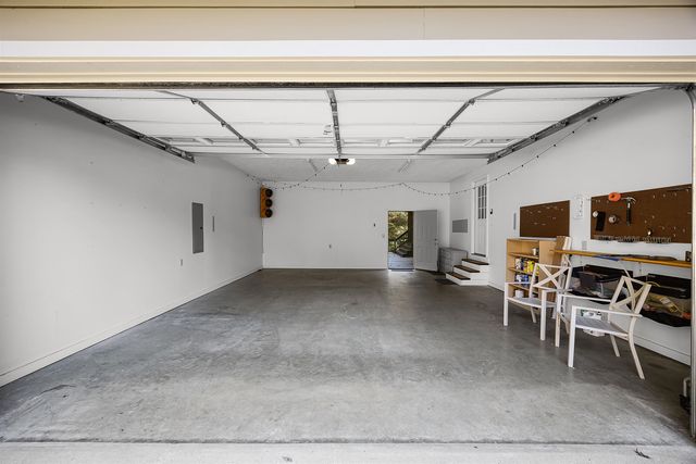 145 CHVAL DR, Counce, TN 38326