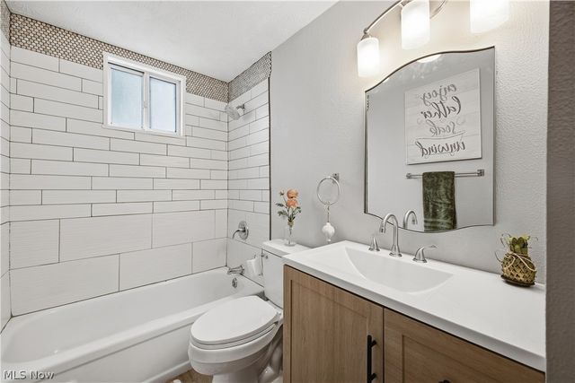 4845 New Road, Austintown, OH 44515