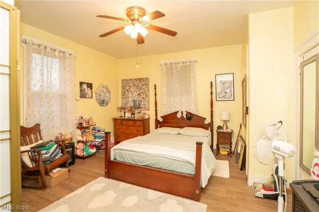 1125 Perry Drive NW, Canton, OH 44708